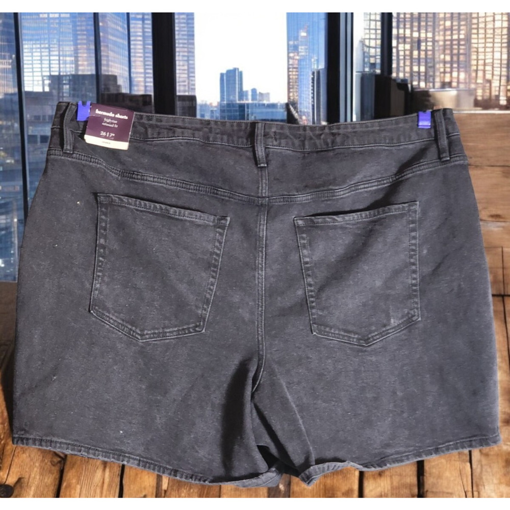 Ava & Viv Womens 26 Plus Black Bermuda Jean Shorts High Rise Denim Relaxed NWT - Picture 2 of 10